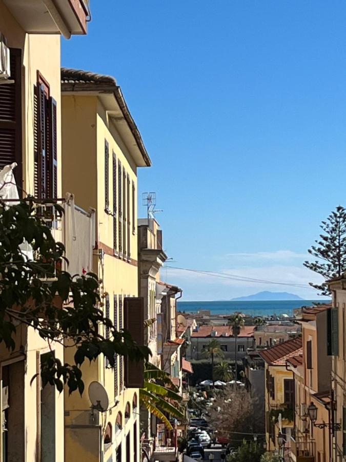 Apartament Ulisse'S Loft - Incantevole Vista Mare, Centro Storico E Spiaggia A Piedi - Wifi Terracina Zewnętrze zdjęcie